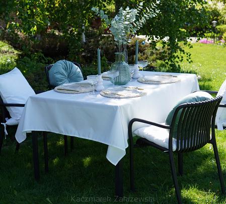 Obrusy plamoodporne 140x240