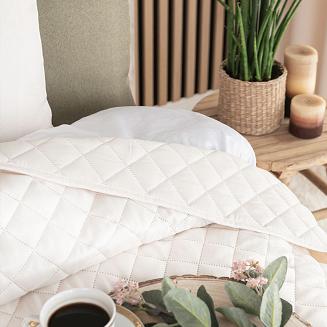 Narzuta dekoracyjna JODEŁKA 170x210 pikowana kremowa