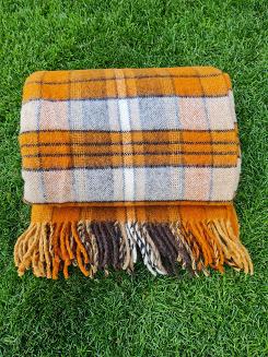 Koc wełniany z frędzlami 150x200 wełna polska krata miodowy brązowy