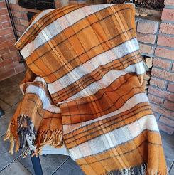Koc wełniany z frędzlami 150x200 wełna polska krata miodowy brązowy