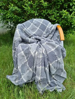 Komplet dekoracyjny narzuta 160x205 + 2x 60x160 ROMBY-KRATKA grafitowy ekri