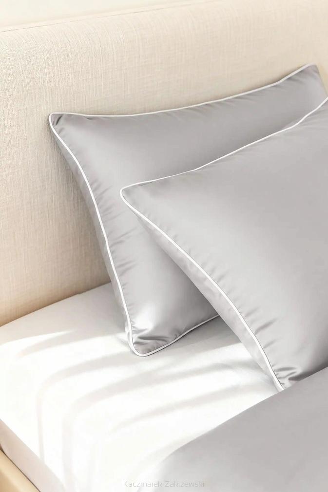 Poszewka bambusowa 40x60 szara z białą bizą