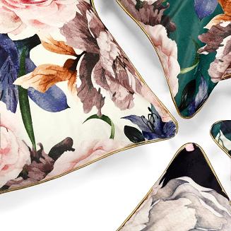 Poszewka dekoracyjna Rose Light Velvet 45x45 welwetowa zielona róże