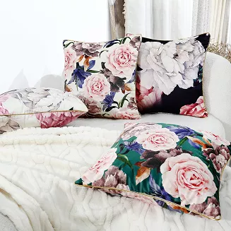 Poszewka dekoracyjna Rose Light Velvet 45x45 welwetowa zielona róże