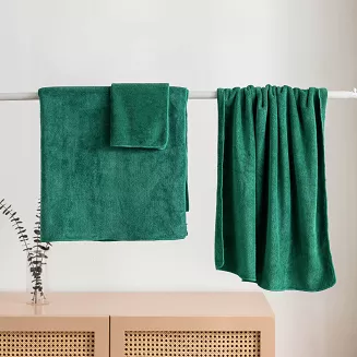 Ręcznik szybkoschnący z mikrofibry ACTIV 30x30 zielony