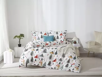 Biała Świąteczna Pościel z Mikrofibry z Nadrukiem 160x200 Xmass Skiing