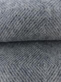 Koc wełniany z frędzlami 150x200 DIAGONAL wełna nowozelandzka popiel