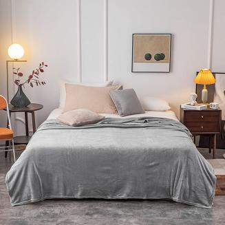 Koc narzuta z mifrofibry Solo 200x220 szary