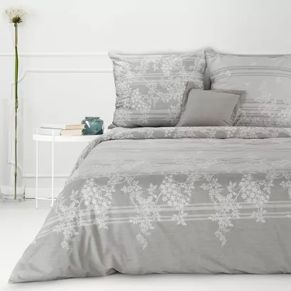 Pościel bawełniana Classic Deluxe SARA 140x200 Eurofirany jasnopopielata roślinny wzór flora paski