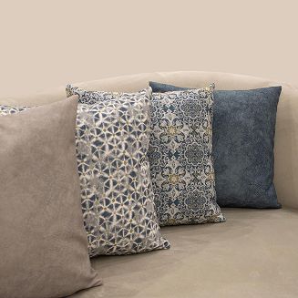 Poszewka dekoracyjna INTA-892 43x43 Darymex zamszowa jasno niebieska