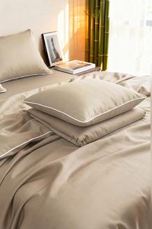 Poszewka bambusowa 50x60 ciemnobeżowa z białą bizą