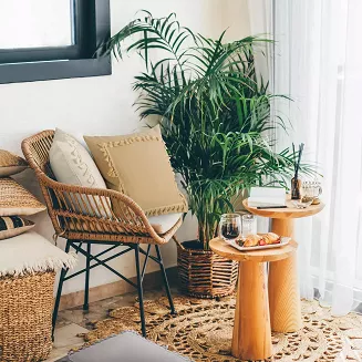 Poszewka dekoracyjna BOHO 45x45 Eurofirany kremowa zdobiona pomponami