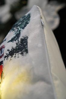 Poszewka dekoracyjna świecąca LED 40x40 świąteczny samochód