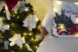 Poszewka dekoracyjna świecąca LED 40x40 świąteczny samochód