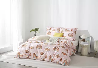 Pudrowa Świąteczna Pościel z Mikrofibry z Nadrukiem 140x200 Gingerhouse