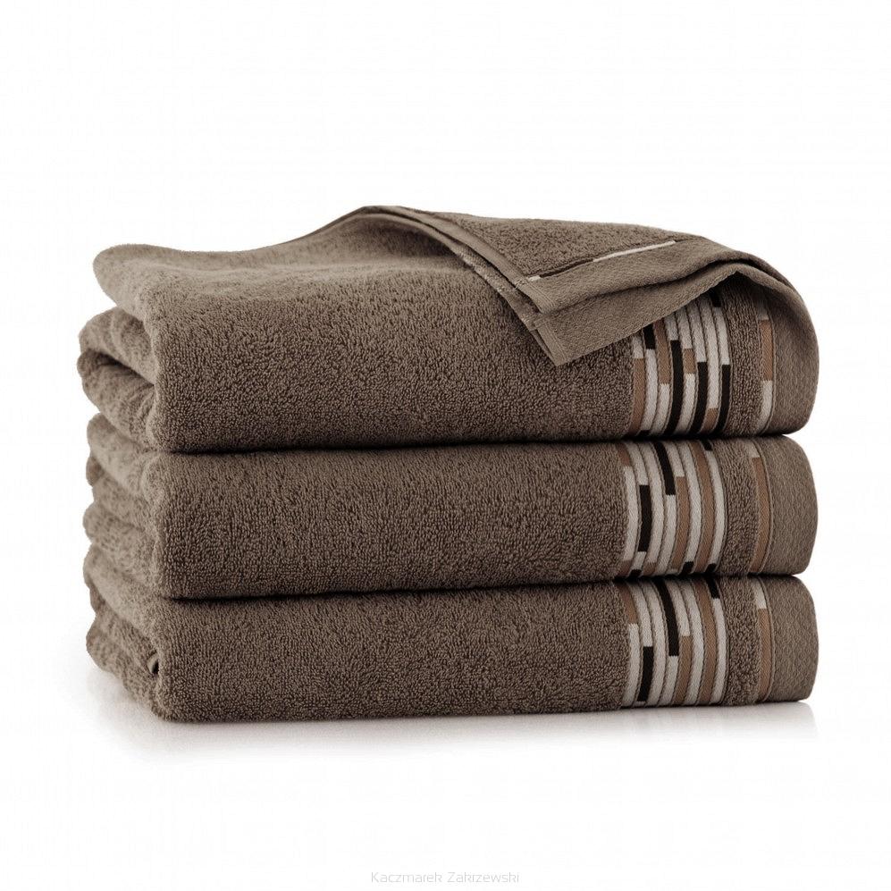 Ręcznik GRAFIK 70x140 Zwoltex ciemnobeżowy