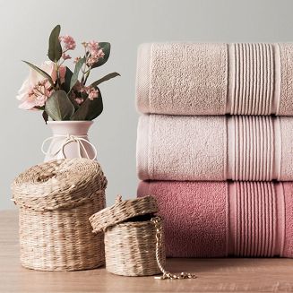 Ręcznik bawełniany NAOMI 70x140 szarobeżowy z bordiurą w trójwymiarowe paski