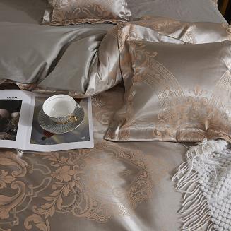 Ekskluzywna Pościel Atłasowa Z Haftem 160x200 AT013