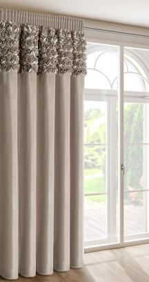 Zasłona gotowa na taśmie ROSES 140x270 Eva Minge Eurofirany ciemnobeżowa z 6 pasami róż na górze