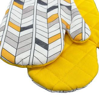 Rękawice kuchenne 18x27 z magnesem 2 szt. białe musztardowe geometryczny wzór