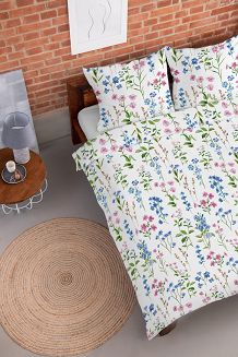 Pościel flanelowa 220x200 biała niebieskie różowe polne kwiaty