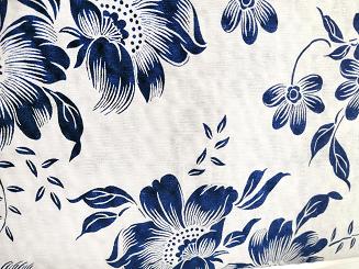 Pościel z kory 200x220 wzór granatowe kwiaty | białe tło
