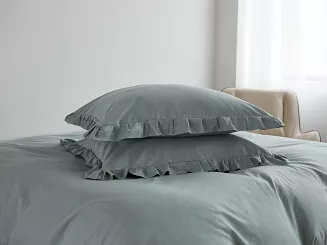 Pościel satyna bawełniana 160x200 Ruffy Premium szałwiowa z falbanką
