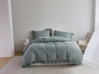 Pościel satyna bawełniana 160x200 Ruffy Premium szałwiowa z falbanką