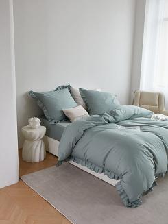 Pościel satyna bawełniana 160x200 Ruffy Premium szałwiowa z falbanką