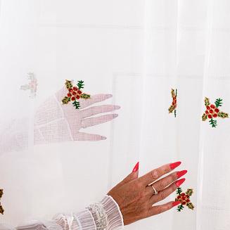 HOLLY Firana gotowa na przelotkach szer.140cm x wys.250cm kolor 001 biały 626629/FGP/001/140250/1