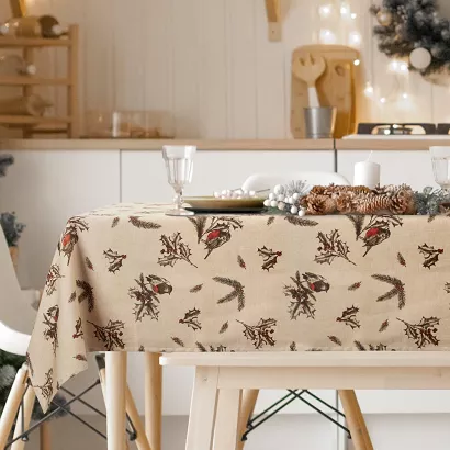 Obrus świąteczny MELODY 140x200 Eurofirany beżowy z ptaszkami i ostrokrzewem