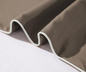 Pościel 160x200 taupe srebrny haft satynowa lamówka