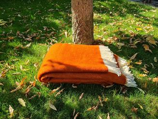 Koc z wełny nowozelandzkiej MAGDA 150x200 diagonalny terakota