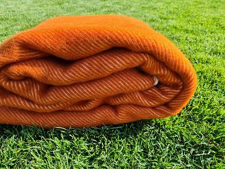 Koc z wełny nowozelandzkiej MAGDA 150x200 diagonalny terakota