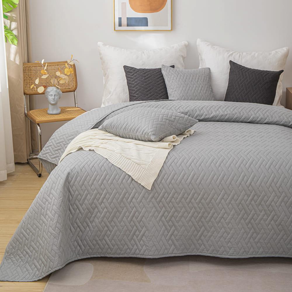 Narzuta dekoracyjna DASH 240x260 pikowana szara