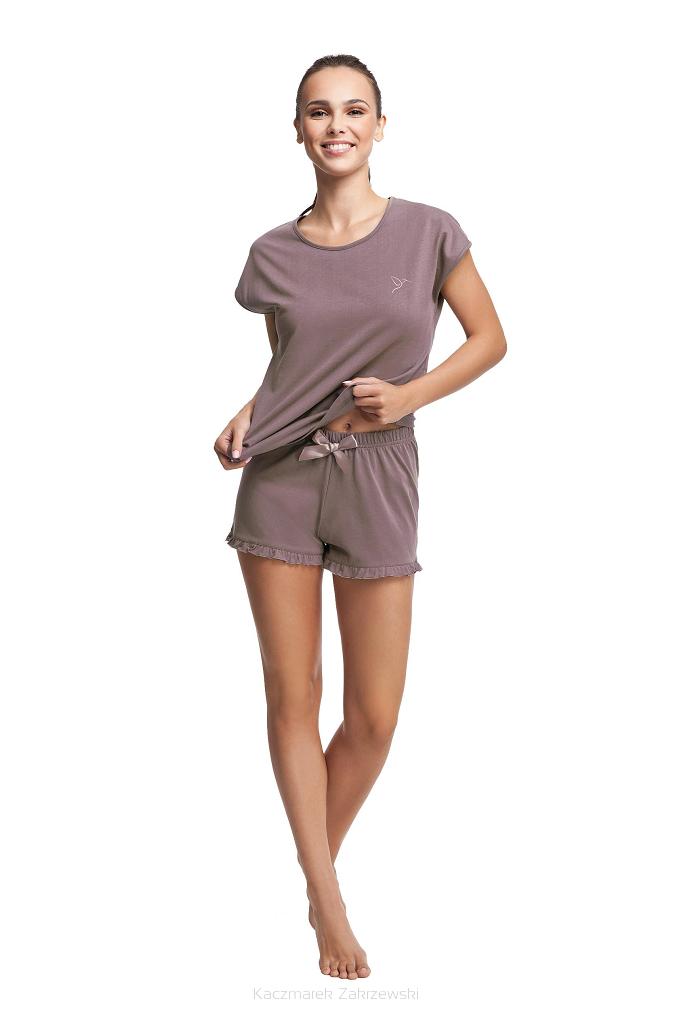 Piżama damska LUNA kod 563 pudrowy beż / spodenki z falbanką