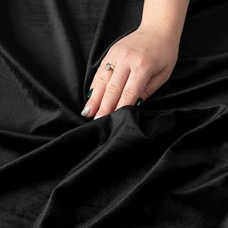 Zasłona gotowa na przelotkach VELVI 140x250 czarna