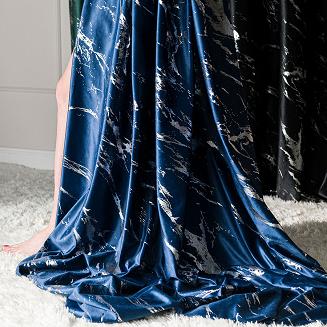 Zasłona gotowa na przelotkach MARMA 140x250 granatowa ze srebrnym nadrukiem