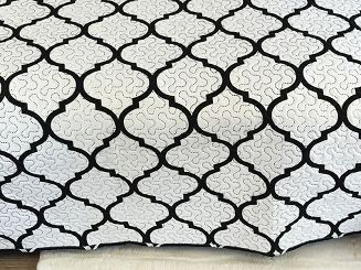 Narzuta dekoracyjna z poszewkami TAVIRA 180x220 dwustronna czarna biała koniczyna maroko