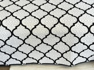 Narzuta dekoracyjna z poszewkami TAVIRA 180x220 dwustronna czarna biała koniczyna maroko