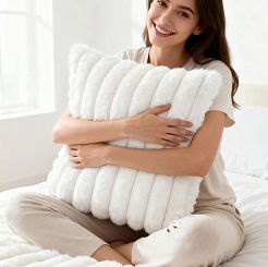 Biała Poszewka Futrzana 50x70 Bunny