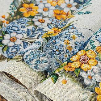 Obrus dekoracyjny 140x180 Eurofirany naturalny niebieski wielkanocne pisanki wśród kwiatów