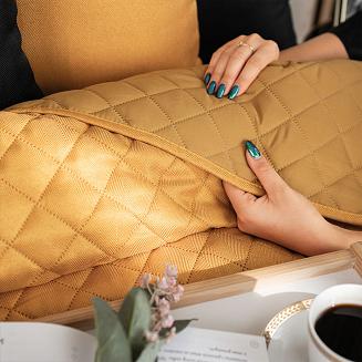 Narzuta dekoracyjna JODEŁKA 170x210 pikowana musztardowa