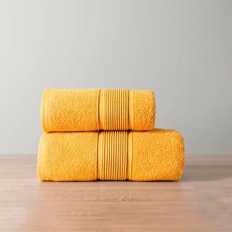 Ręcznik bawełniany NAOMI 50x90 szafranowy z bordiurą w trójwymiarowe paski