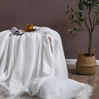 Koc narzuta z mikrofibry Monte 150x200 biały