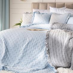 Narzuta dekoracyjna z falbaną WERONA 220x240 baby blue