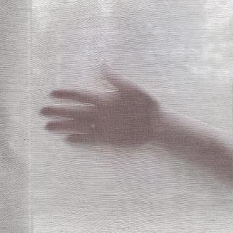 Zasłona gotowa na przelotkach BASIC 145x170 półprzezroczysta szara