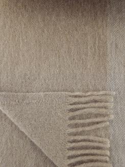 Koc wełniany z frędzlami 160x200 beżowa srebrna krata