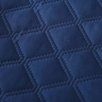 Narzuta dekoracyjna RUFFY 160x220 pikowana z falbanką granatowa