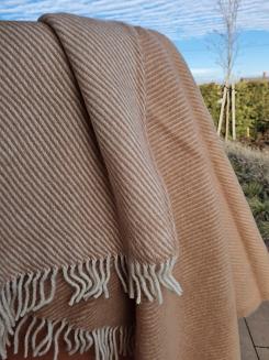 Koc z wełny nowozelandzkiej MAGDA 150x200 diagonalny toffi